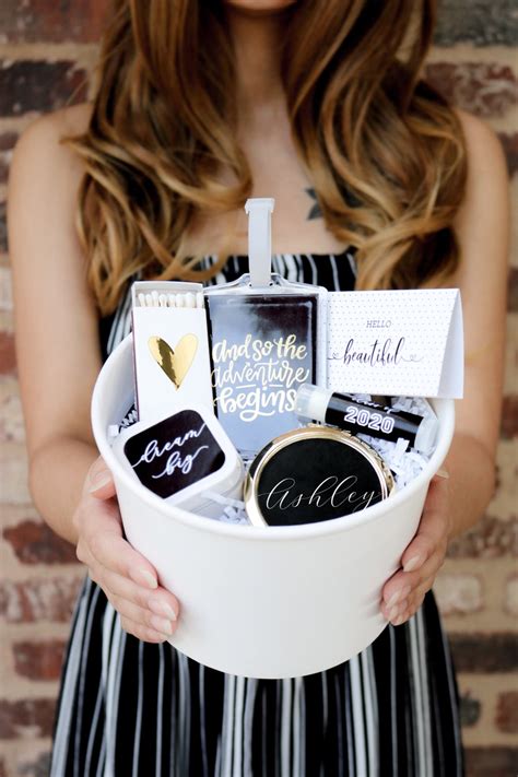 graduation gifts to give to your best friend